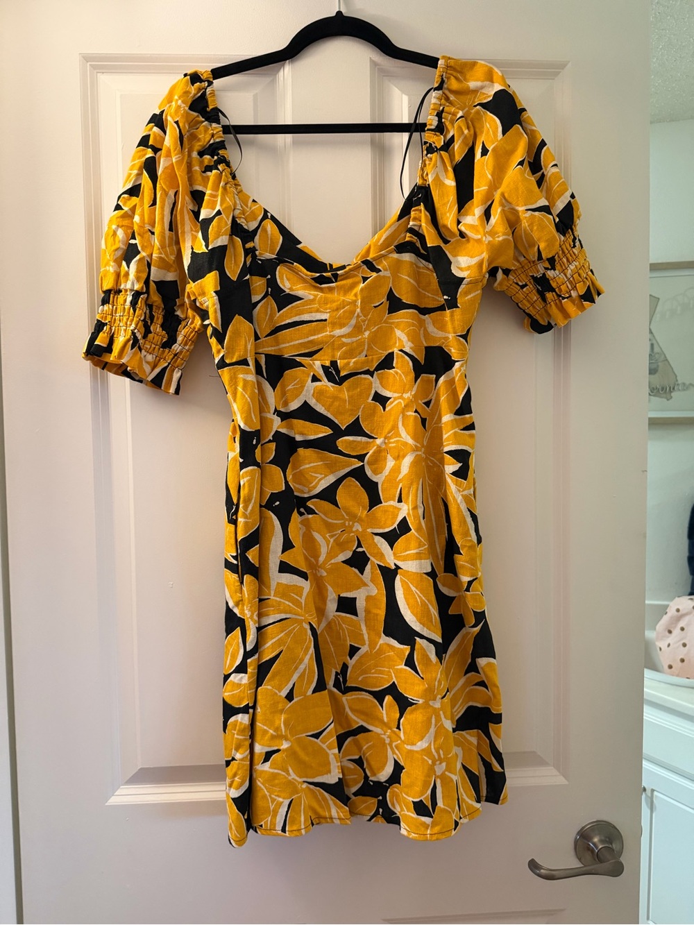 Who What Wear Yellow and Black Floral Mini Dress - Picture 3 of 4